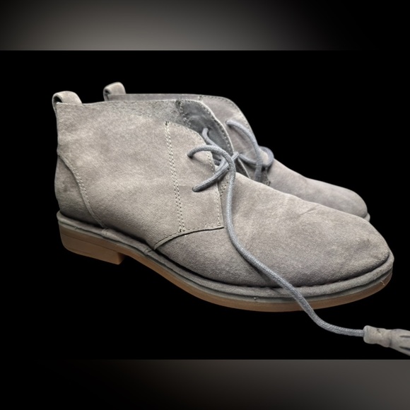 Hush Puppies Women’s Medium Moyen Gray Leather Suede Booties Size 8.5 - Picture 3 of 6